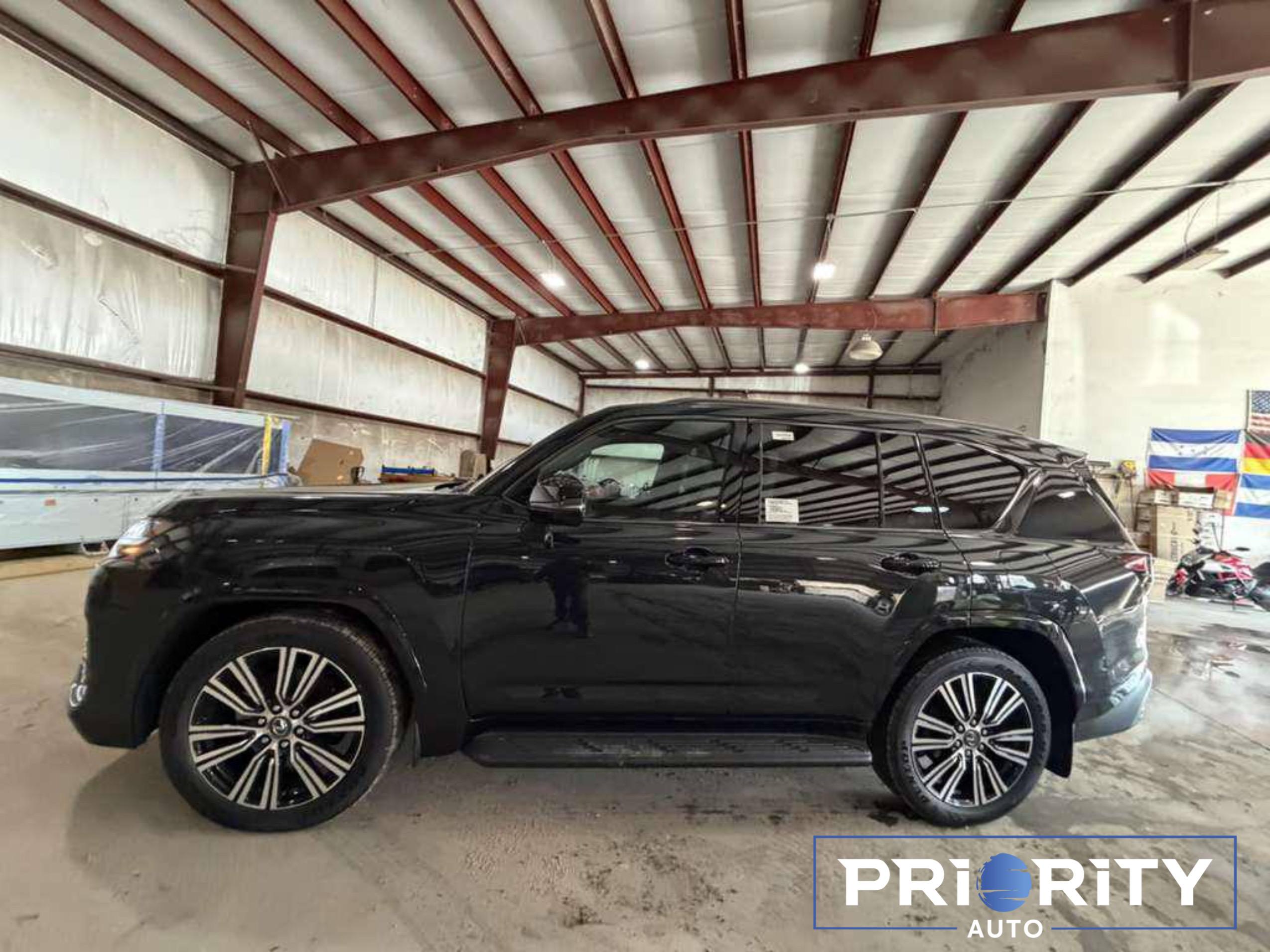 Lexus LX600 2026