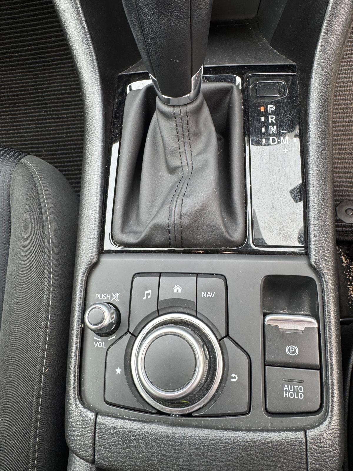 Mazda CX-3, 2020